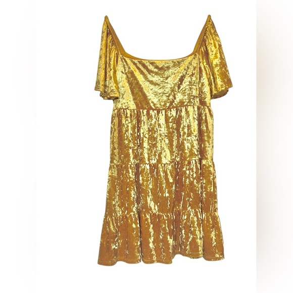 All IN FAVOR Flutter Sleeve Tiered Crushed Velvet Babydoll Mini Dress, Gold, Med - Picture 2 of 10